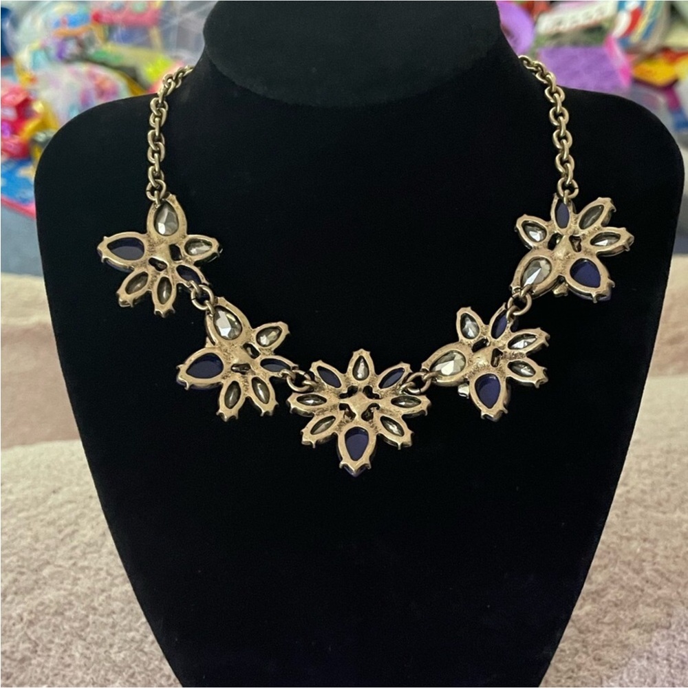 J. Crew Winter Blue Floral Snowflake Necklace Crystal Gem - Picture 3 of 11